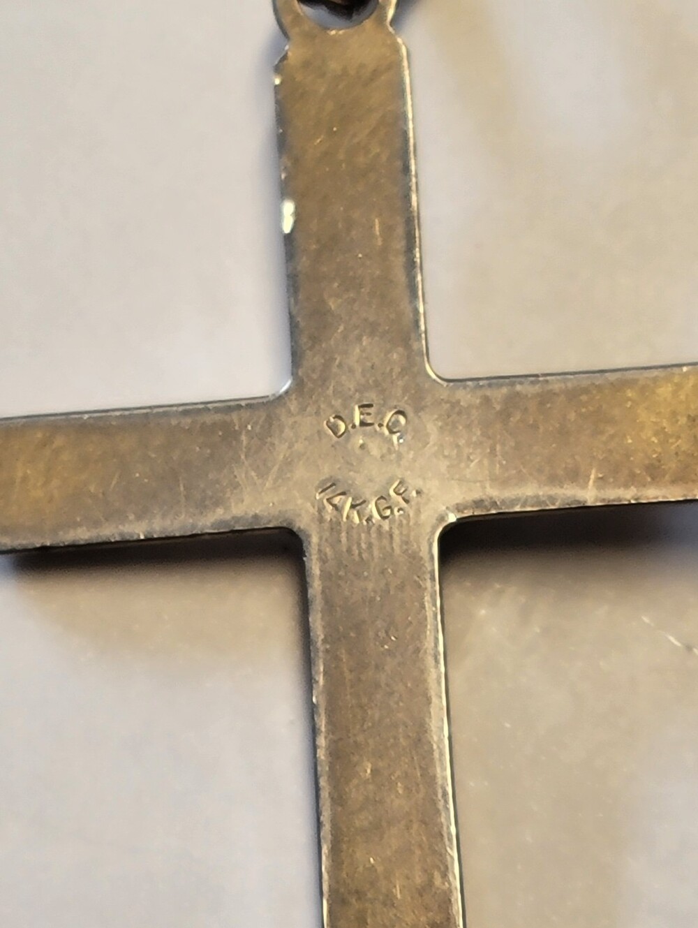 Vintage O.E.C. 14K Gold Filled Engraved Cross Pendant - Picture 4 of 4